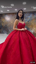 G21-006 Karmesinrot Prinzessinnen-Ballkleid Verlobungskleid Hauptansicht Clean Frame