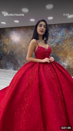 G21-006 Karmesinrot Prinzessinnen-Ballkleid Verlobungskleid Hauptansicht Clean Frame