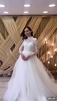 G21-025 Elfenbein Prinzessinnen-Ballkleid Brautkleid Hauptansicht Clean Frame