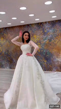 G21-140 Elfenbein Prinzessinnen-Ballkleid Brautkleid Hauptansicht Clean Frame
