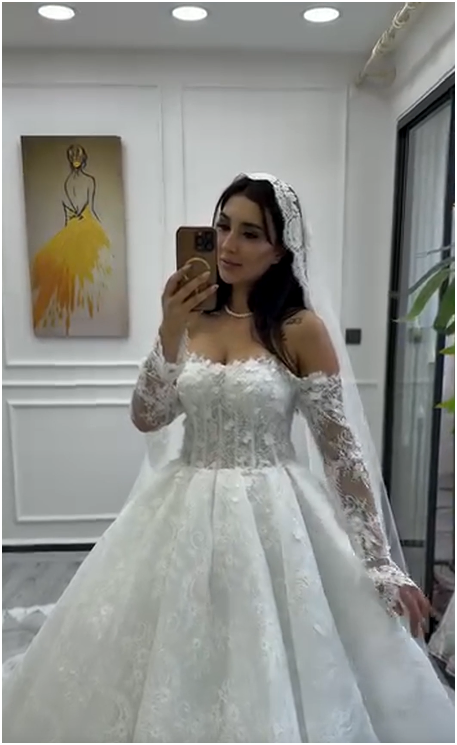 G21-056 Elfenbein Ballkleid Spitze Brautkleid und Kapellenschleppe