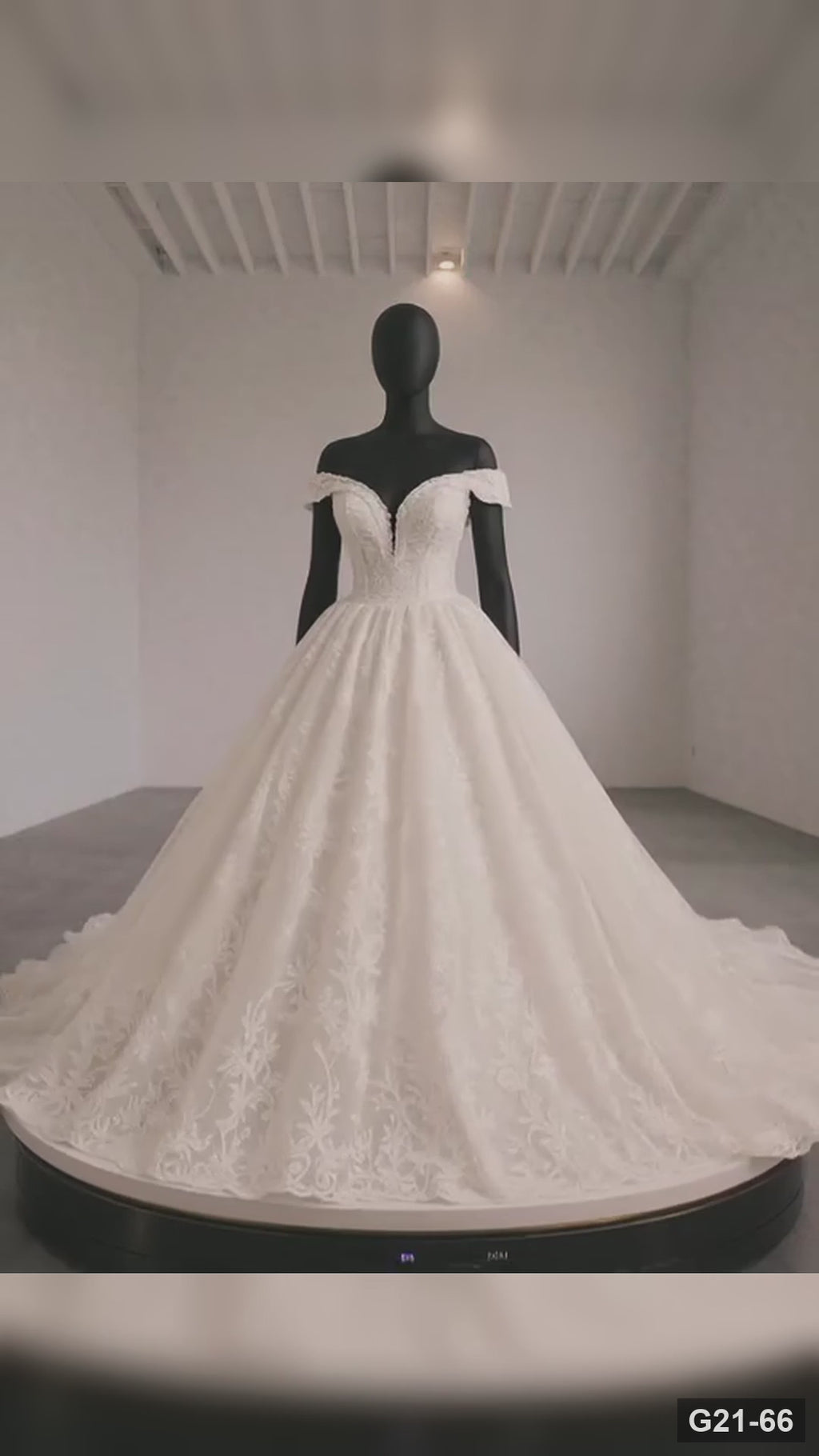 G21-066 Elfenbein Ballkleid Spitze Brautkleid und Kapellenschleppe