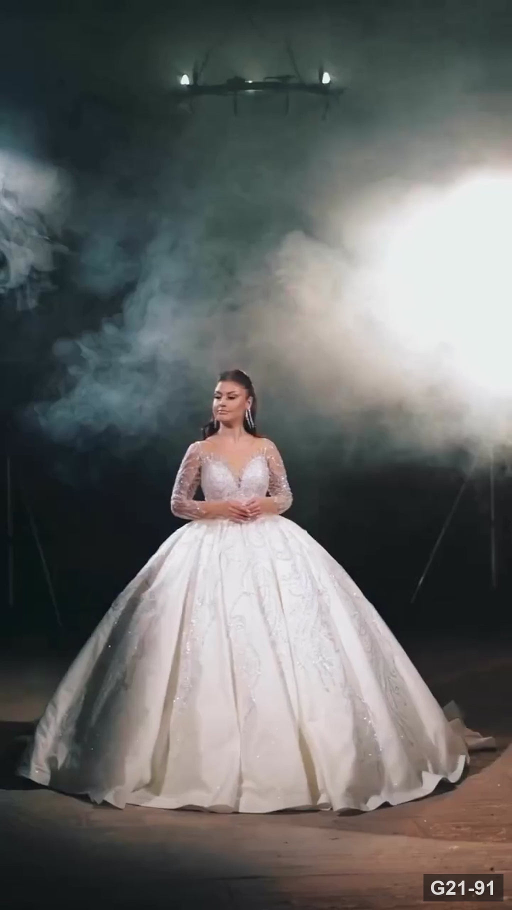 G21-091 Elfenbein Ballkleid Spitze Brautkleid und Kapellenschleppe