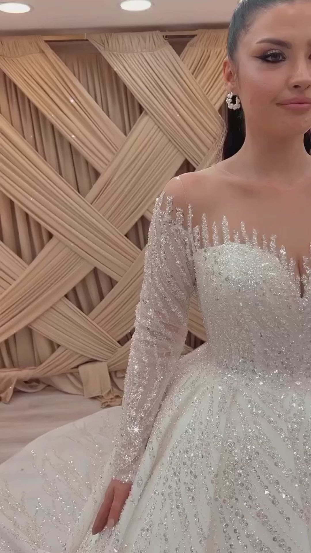 G21-113 Elfenbein Ballkleid Spitze Brautkleid und Kapellenschleppe