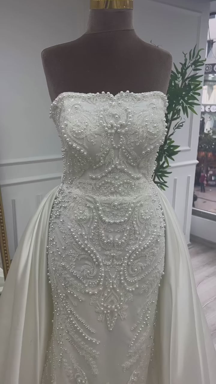 G21-050A - Elfenbein Spitze Prinzessinnen-Ballkleid Brautkleid