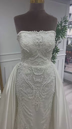 G21-050A - Elfenbein Spitze Prinzessinnen-Ballkleid Brautkleid
