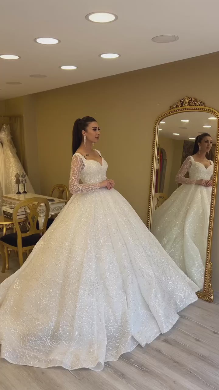 G21-108A - Elfenbein Perlenspitze Prinzessinnen-Ballkleid Brautkleid